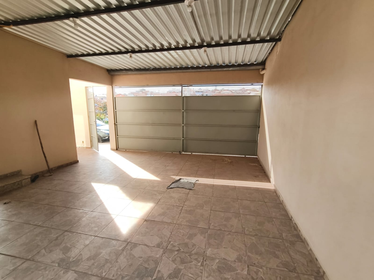 garagem coberta